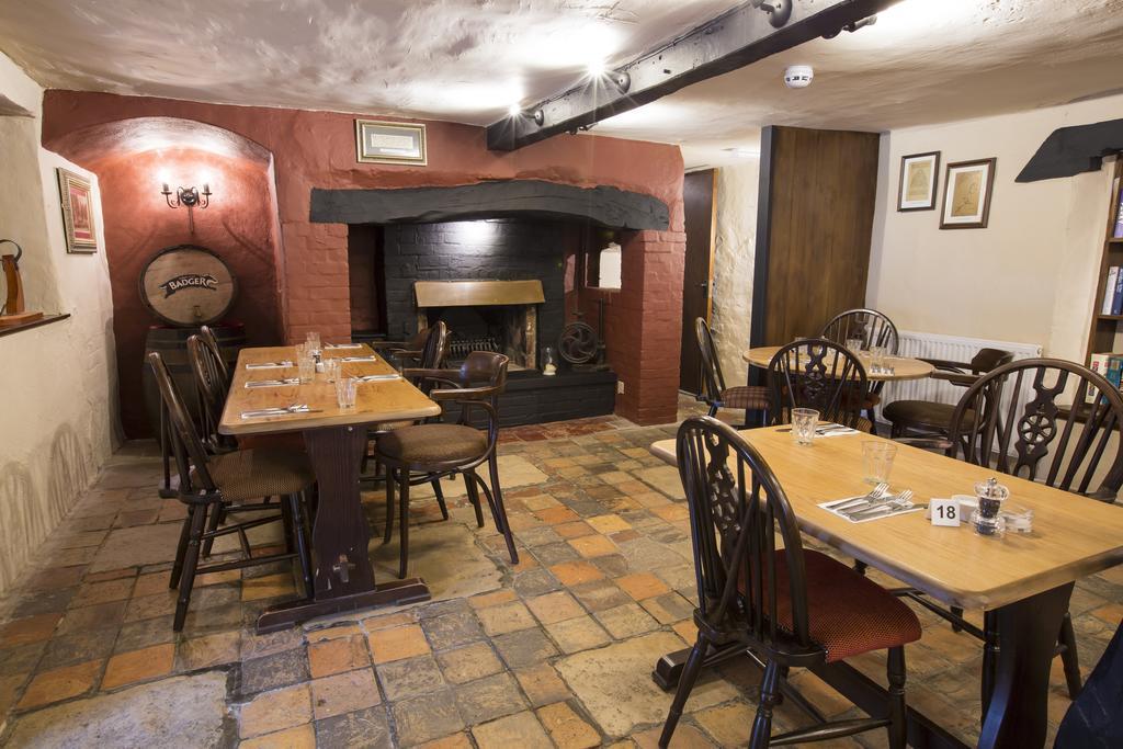 The Anvil Inn بلاندفورد فوروم المظهر الخارجي الصورة