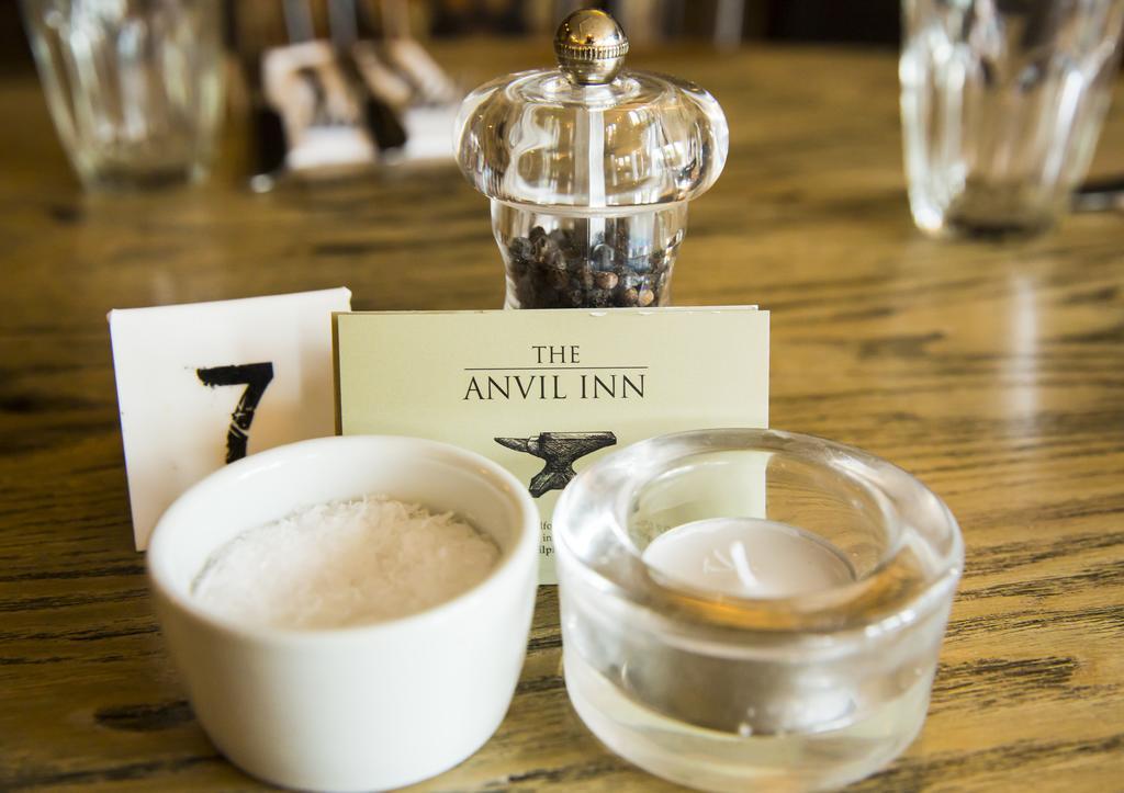 The Anvil Inn بلاندفورد فوروم المظهر الخارجي الصورة